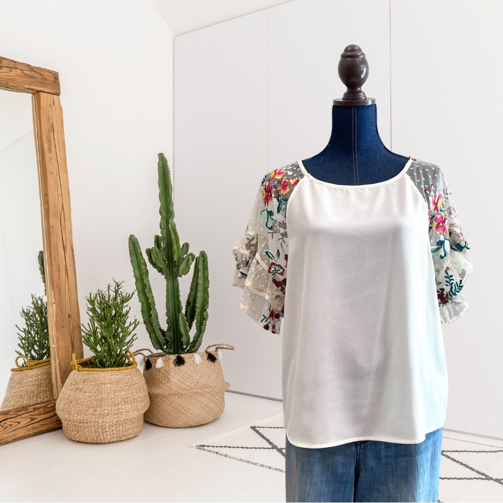 Umgee Floral Embroidered Sheer Ruffle Bell Short Sleeve Top